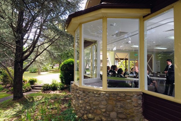 Studying Abroad In Australia – Hospitality Major At Blue Mountains International Hotel Management School (BMIHMS)