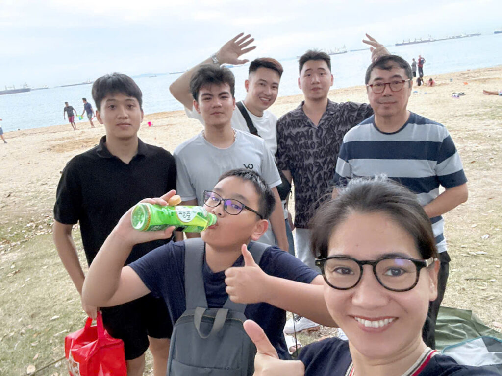 🏖️ Buổi Camping Đáng Nhớ Giữa Thầy Cô AAC và Sinh Viên TDG