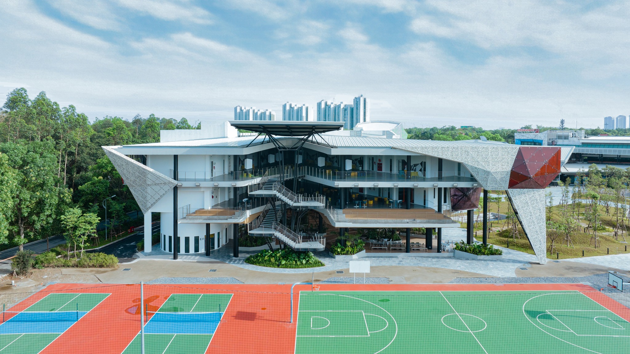 Du học Anh ngay tại Việt Nam – Chương trình Đại học tại BUV (British University Vietnam)